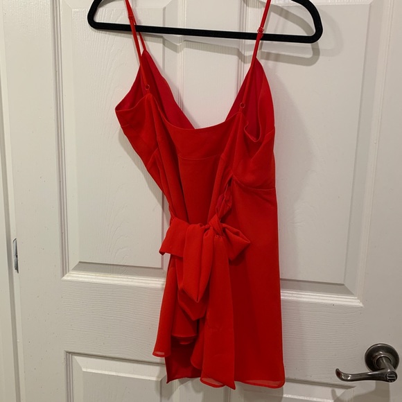 LPA Revolve Wrap Top - Picture 3 of 4